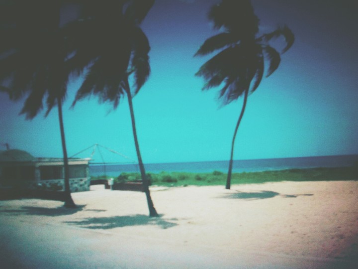 CUBAN BEACH