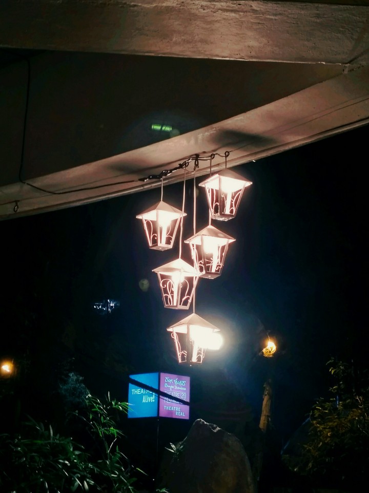 lamps in the night