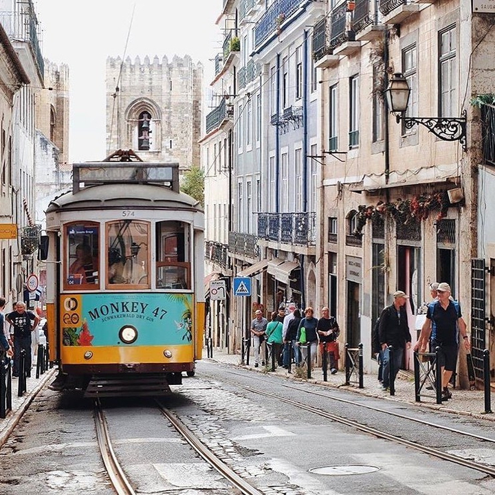 tram