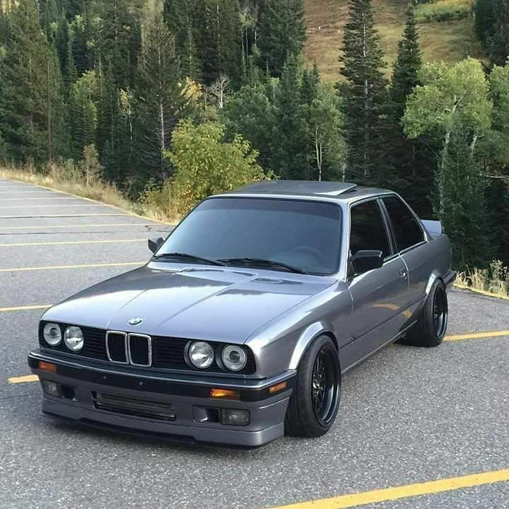 BMW e30