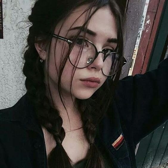 :3