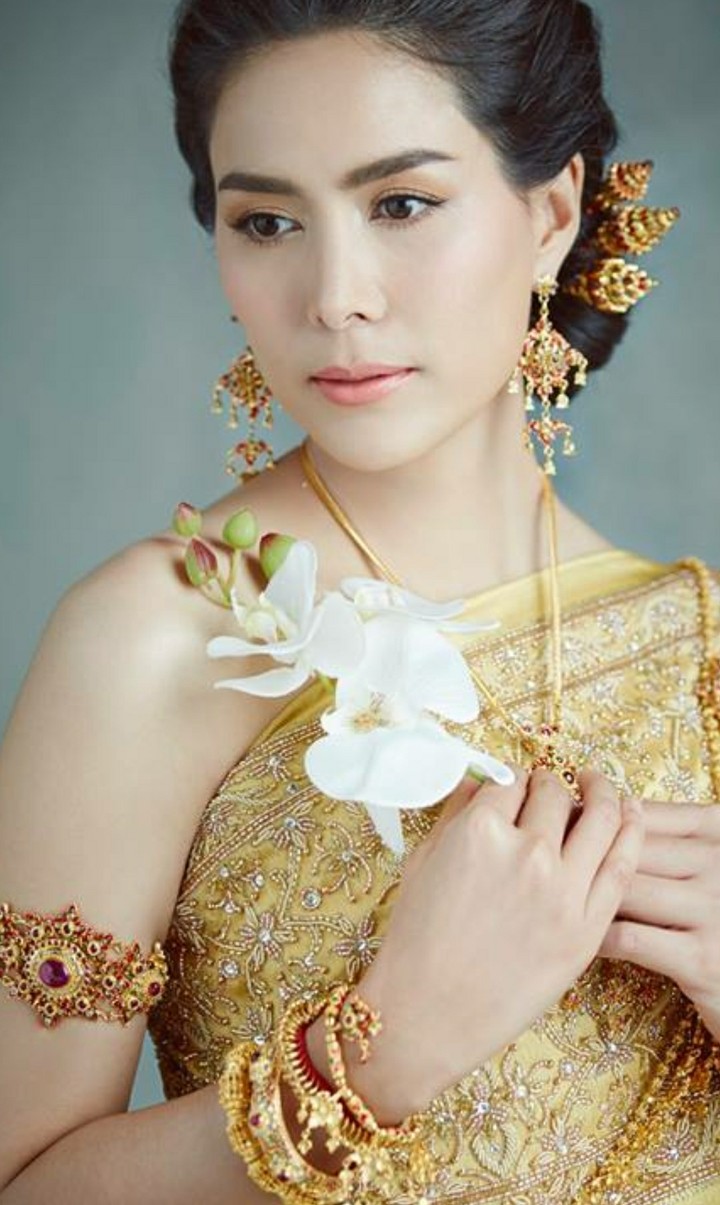 thai girl