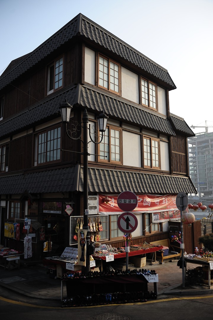 Architecture