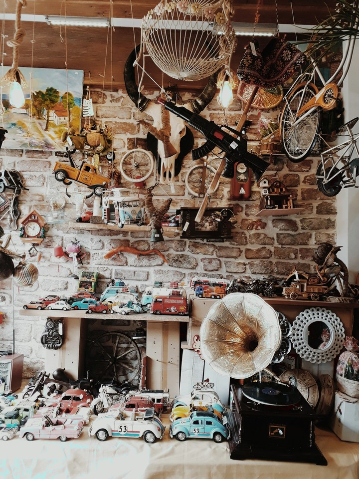 Balat dükkanları
