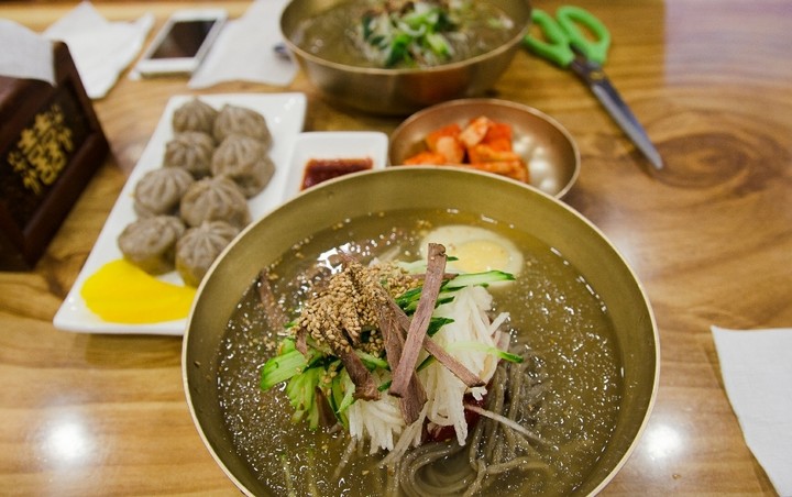 Korean food noodles