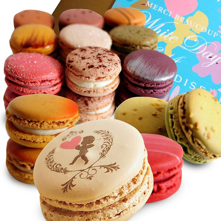 assortment of macarons