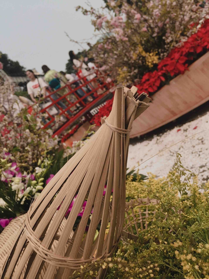 Lạ