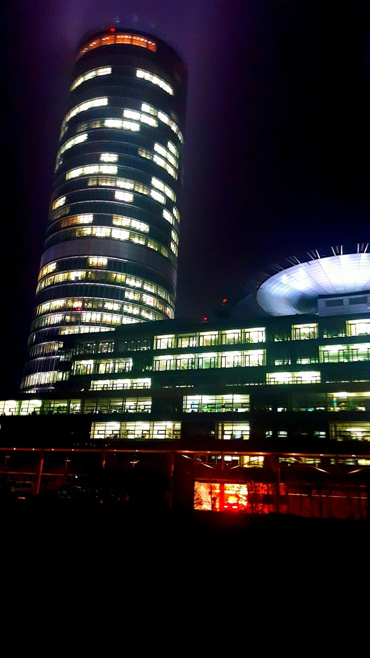 Business Tower