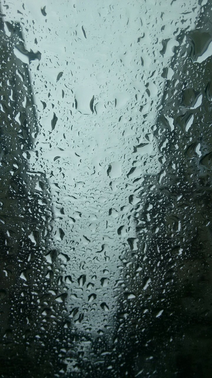 gotas no vidro