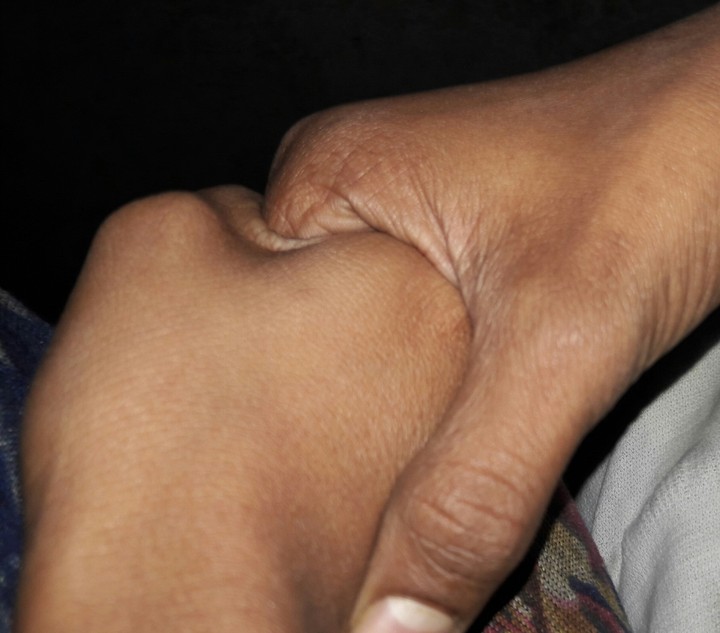 hand love