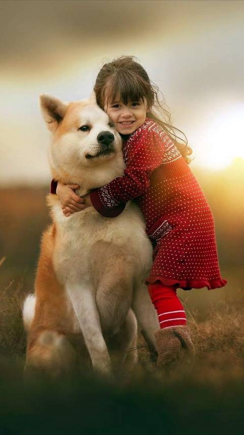gamine avec chien
