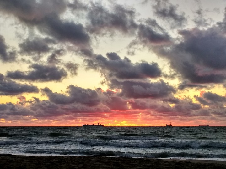 sun up by the sea