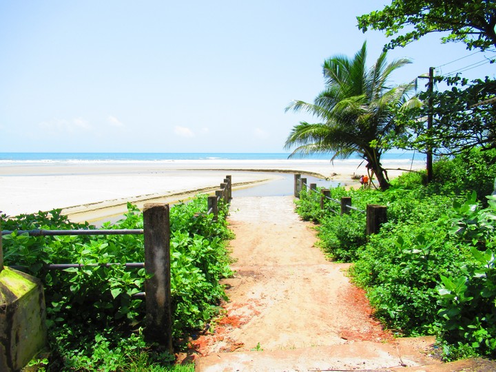 Lagoon Walkway
