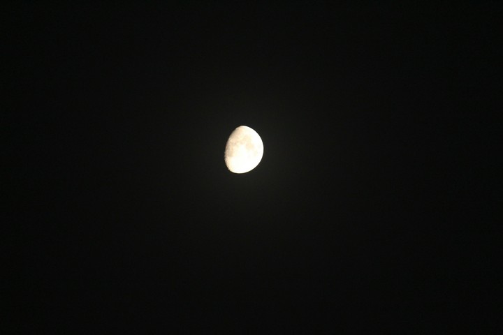 Dere's alwyz a path... No matter how much d darkness is!!!