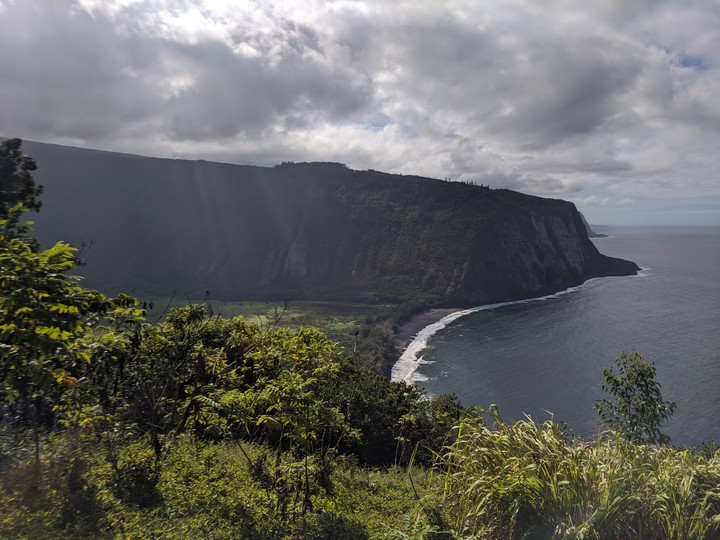 Waipio Valley lookout