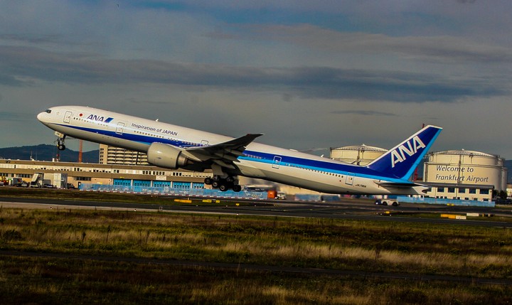 Boeing 777