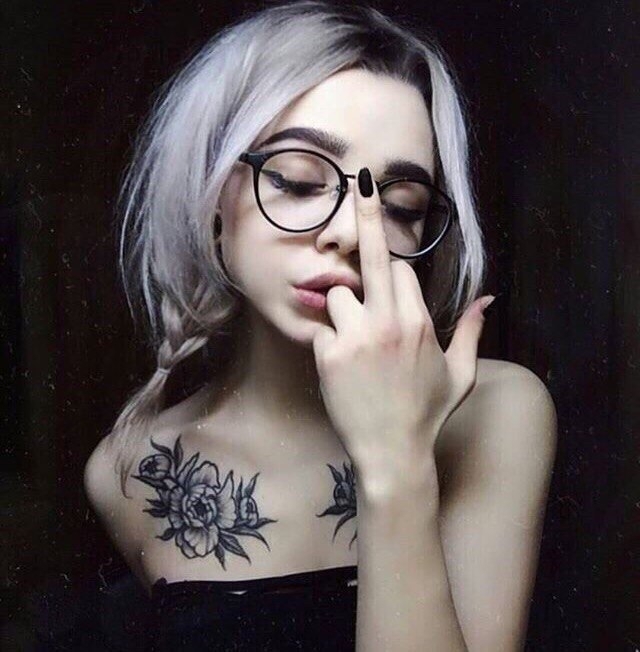 ♠
