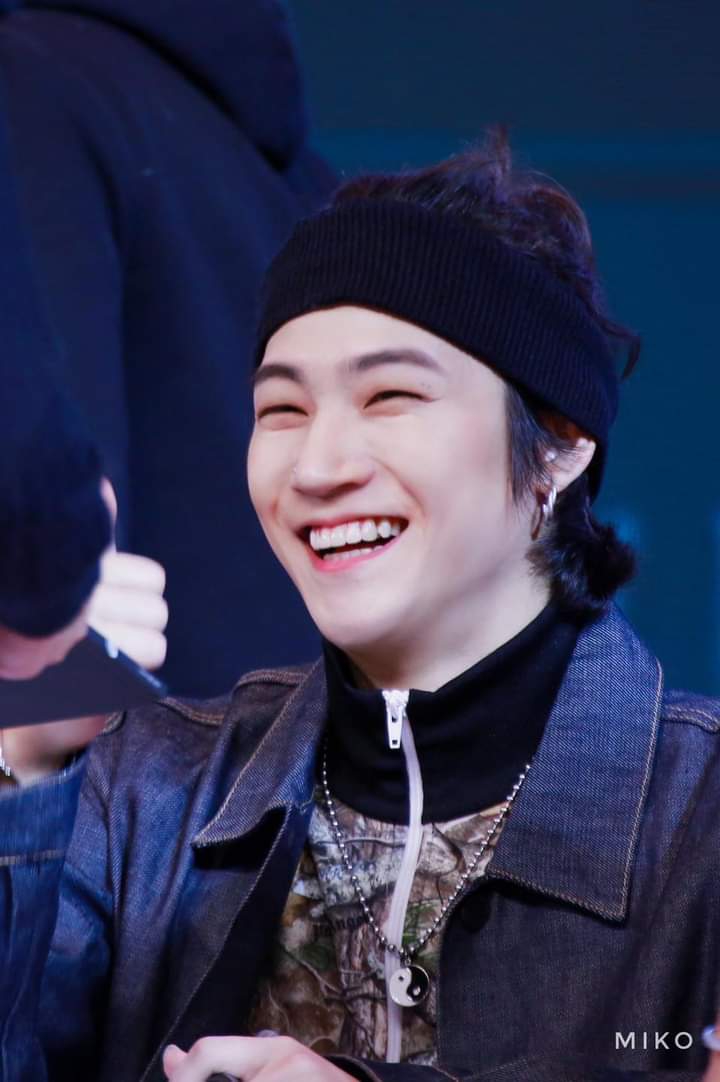 04102020 Lim Jaebum (2)