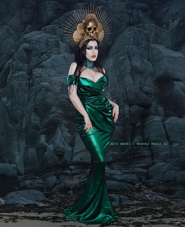 model dark
