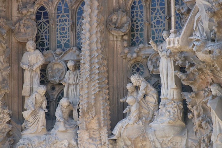 La Sagrada Familia || Details.