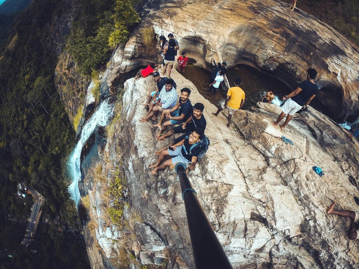 Diyaluma waterfall