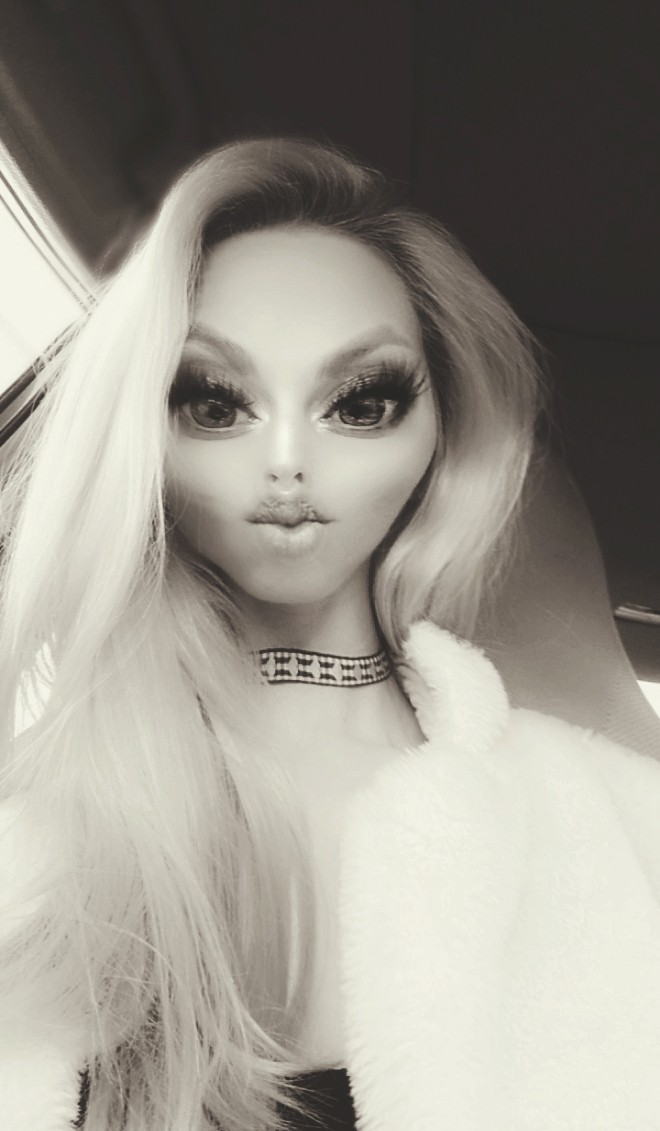 pretty Cartoon girl
