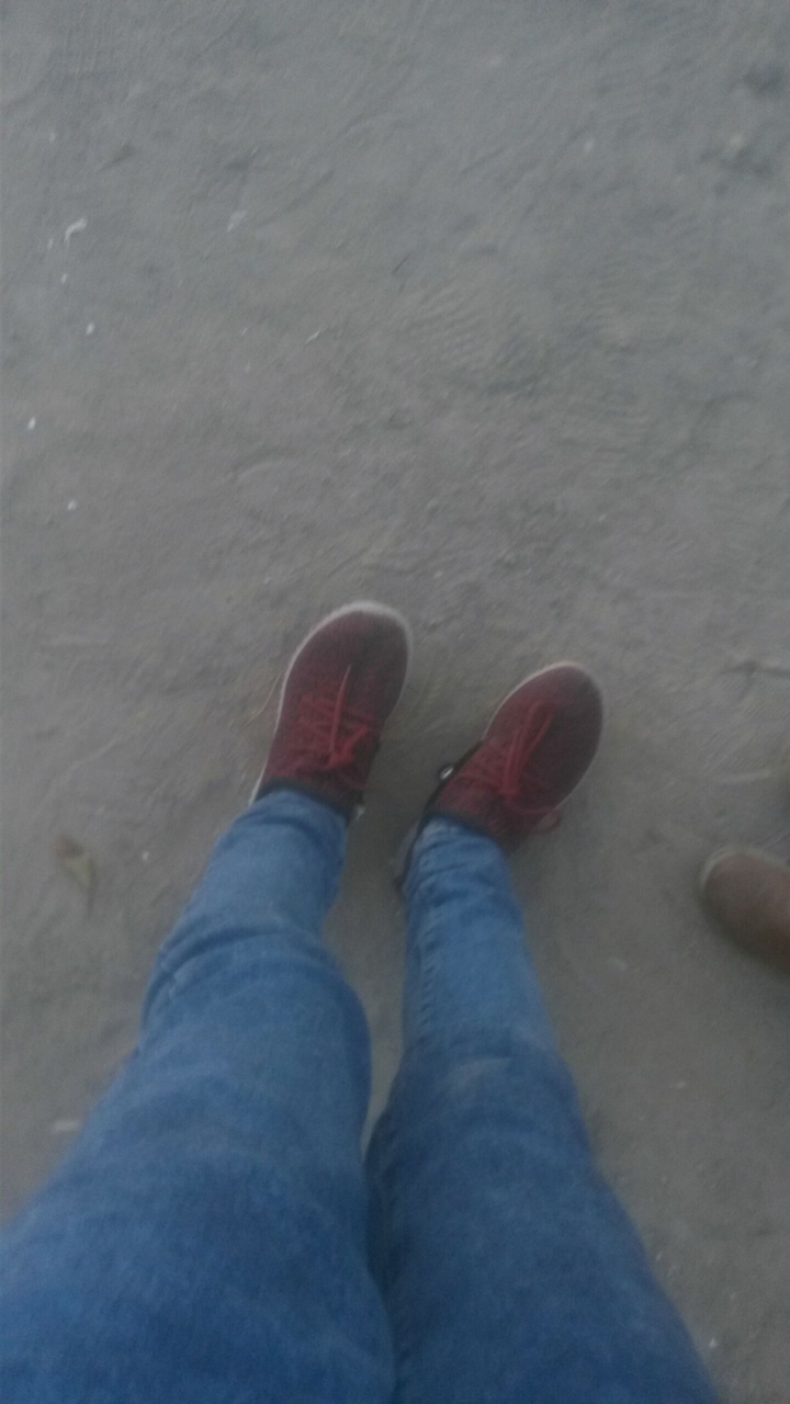 red shues