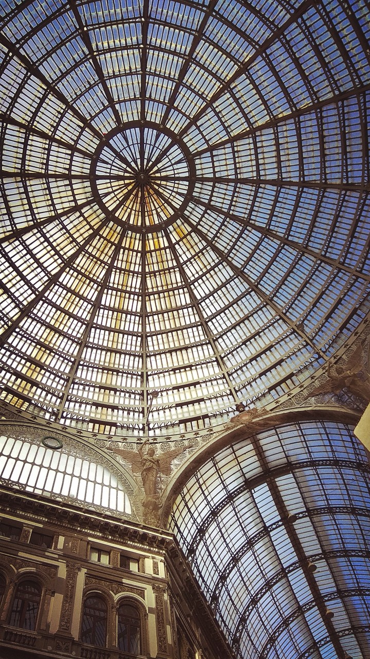 Galleria Umberto, Naples, Italie
