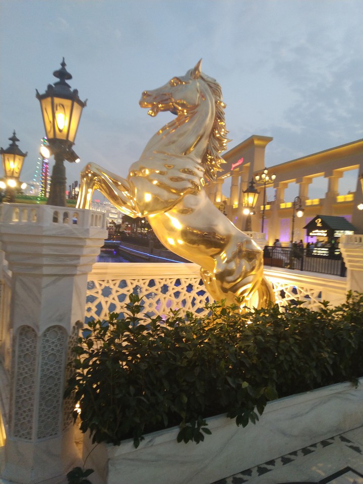 golden horse