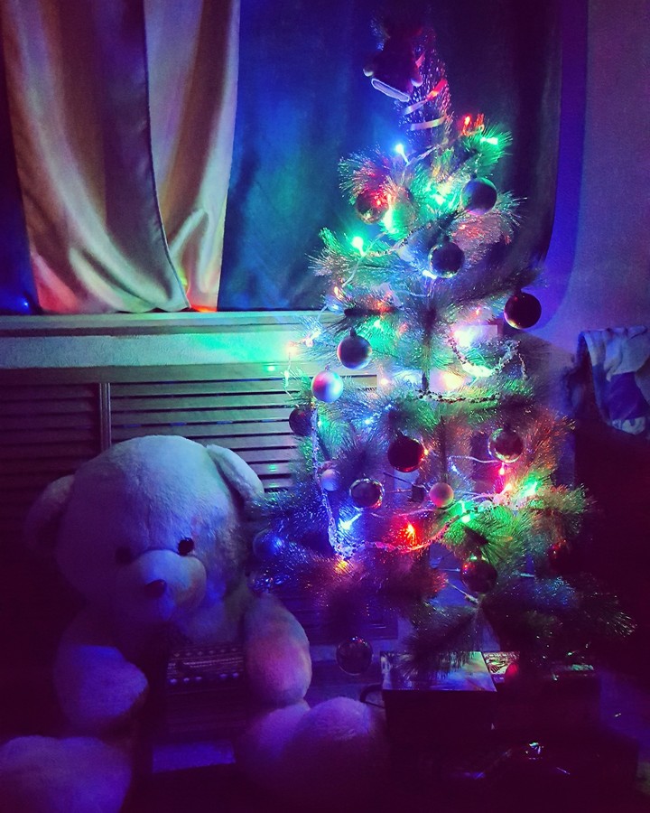 Праздник к нам приходит