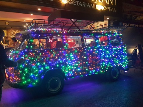 Mini van mini bar