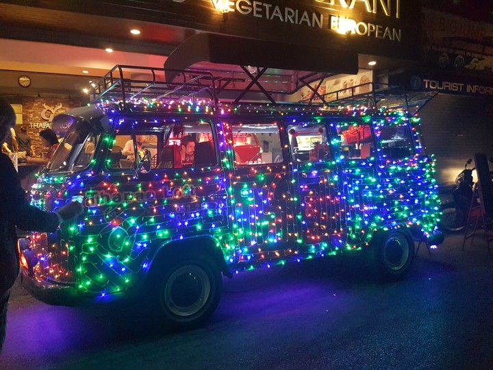 Mini van mini bar