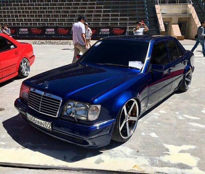 Mercedes Benz