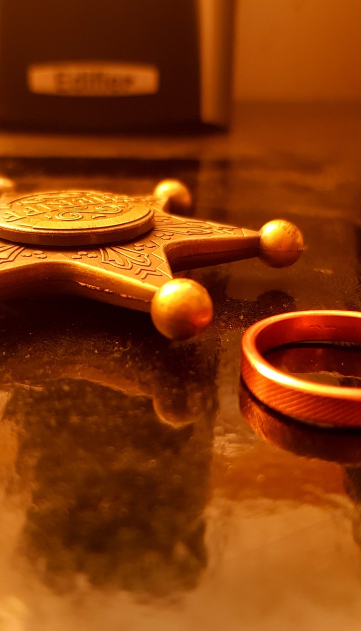 Ring and spinner