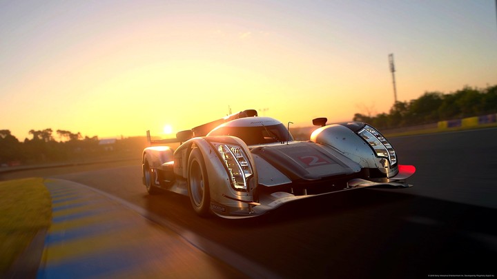 audi R18