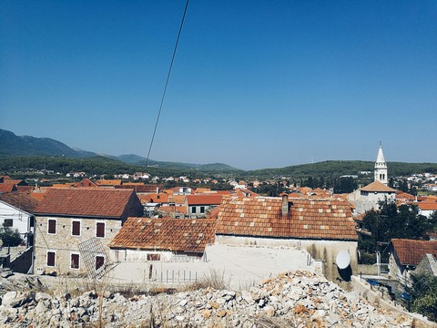 stone houses.