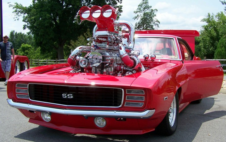 SS monster muscle car