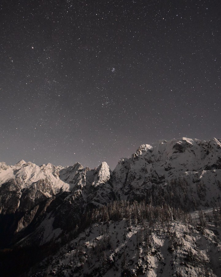 Snowy mountains in moonlight ?