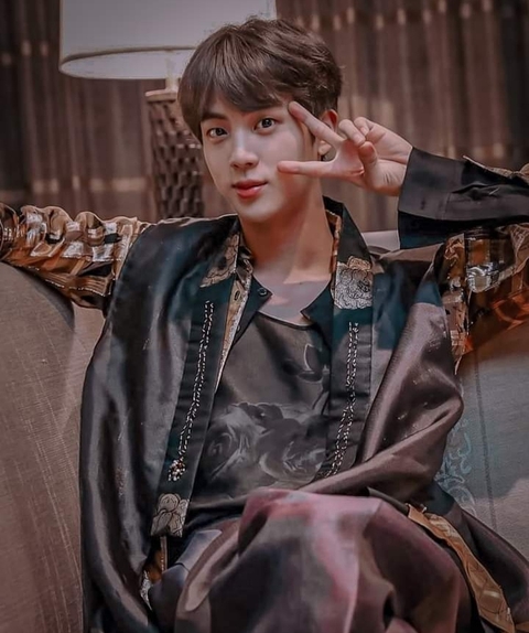 Jin ❤️