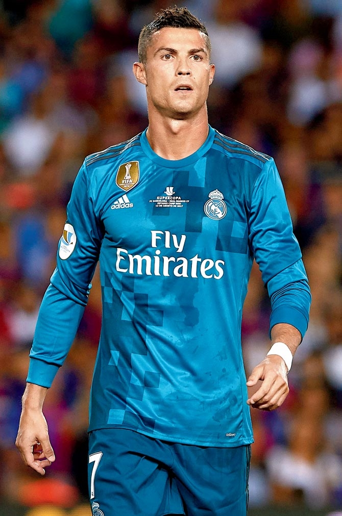 CR7