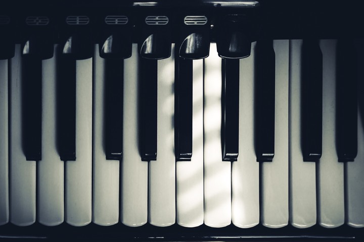 .