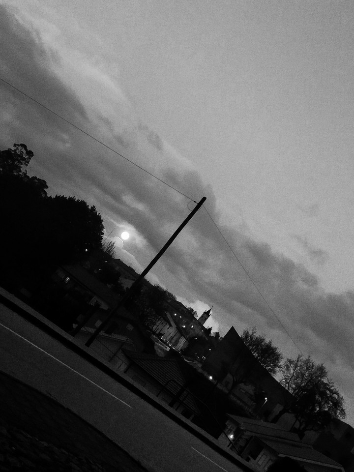 Lights out Moon On