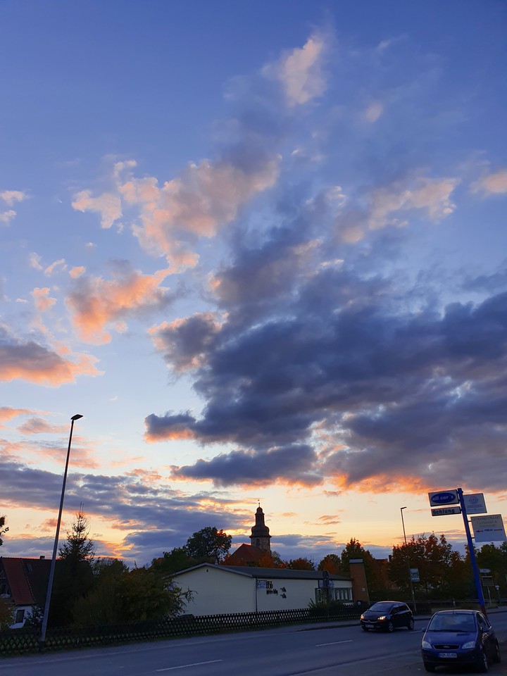 kama sutra sky...i feel like the sky is shooting my karma