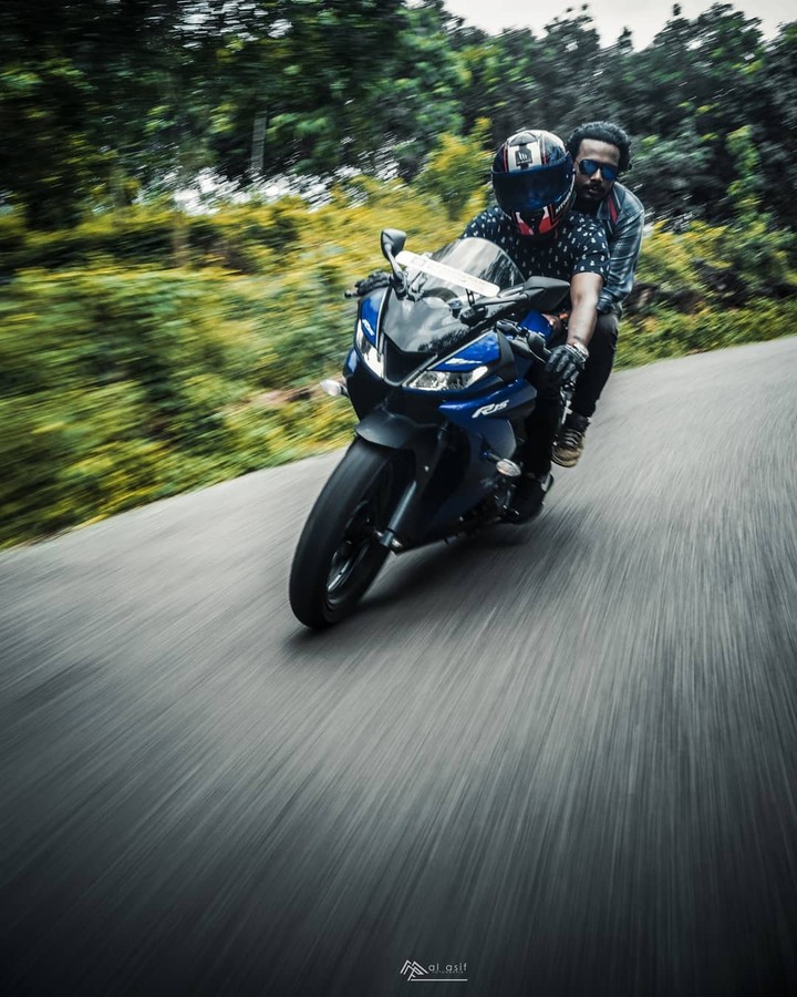 r15 v3 mad biker