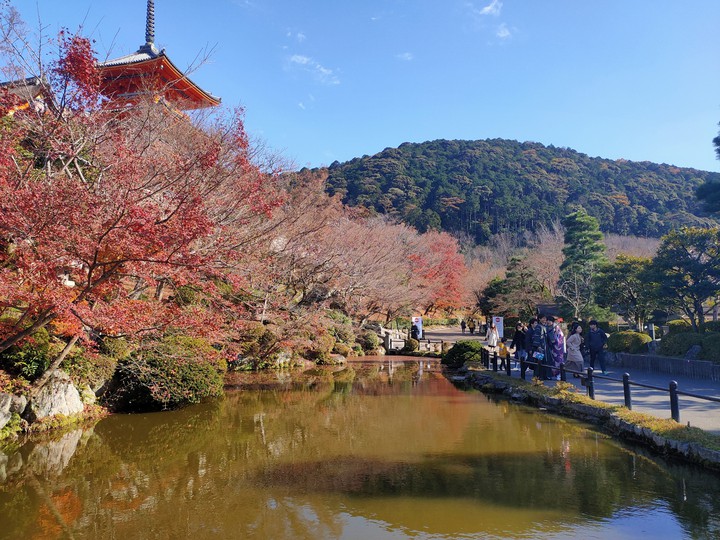 Shrine temple