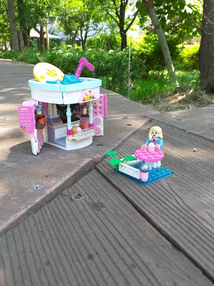 mini Lego cafe