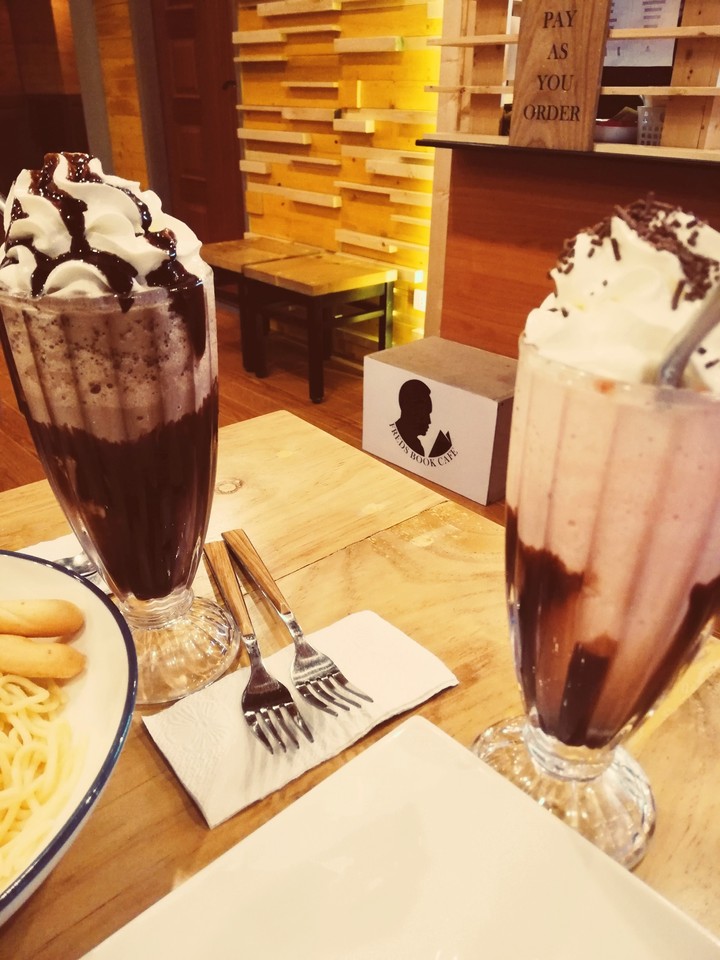Book Cafe