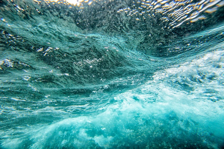 wave