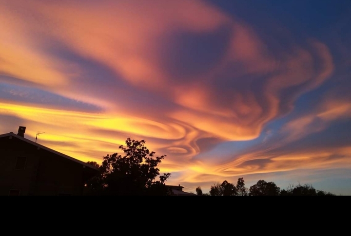 lenticular clouds