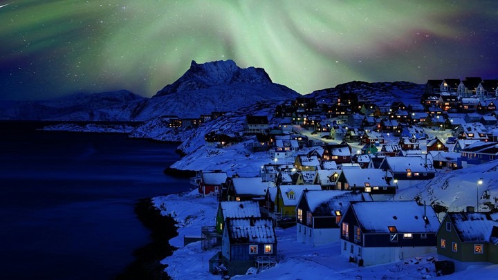Greenland | Northern Lights, night view